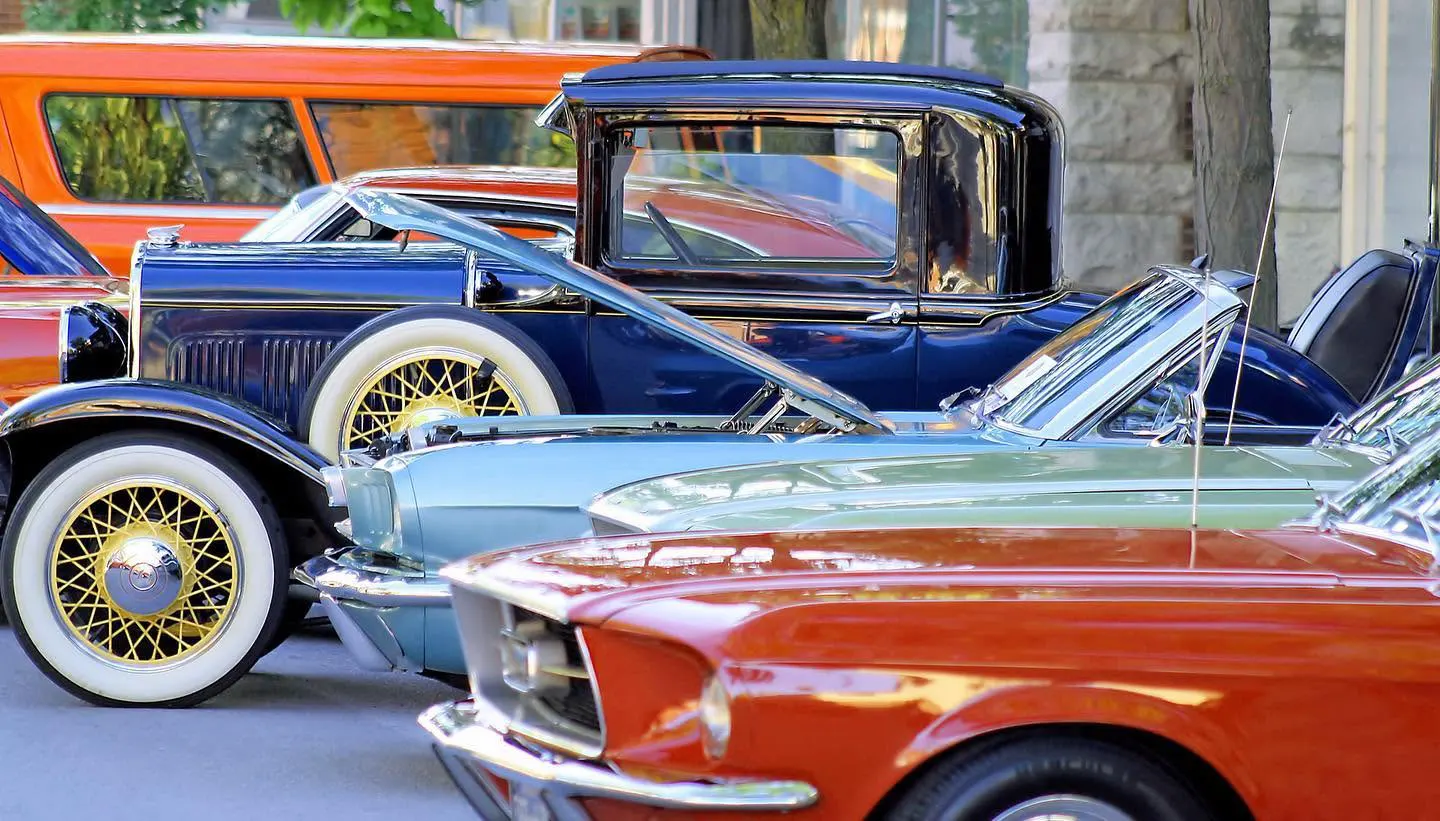 MoveVocity Classic Car, SUV and Motorcycle Shipping.